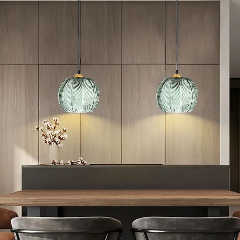 Glas-Pendelleuchte "Lina" im Nordic Design